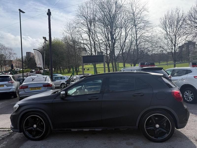 Used Mercedes GLA220 AMG line 170 HP (125 kW) 2014 Red SUV