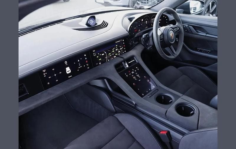 Used Porsche Taycan 439 kW (598 HP) 2023 Grey Estate