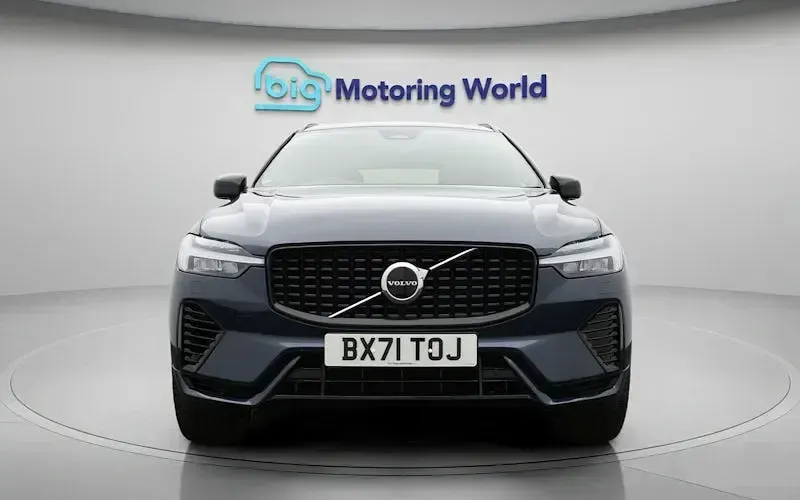 Used Volvo XC60 R-Design Pro 390 HP (286 kW) 2021 Blue SUV