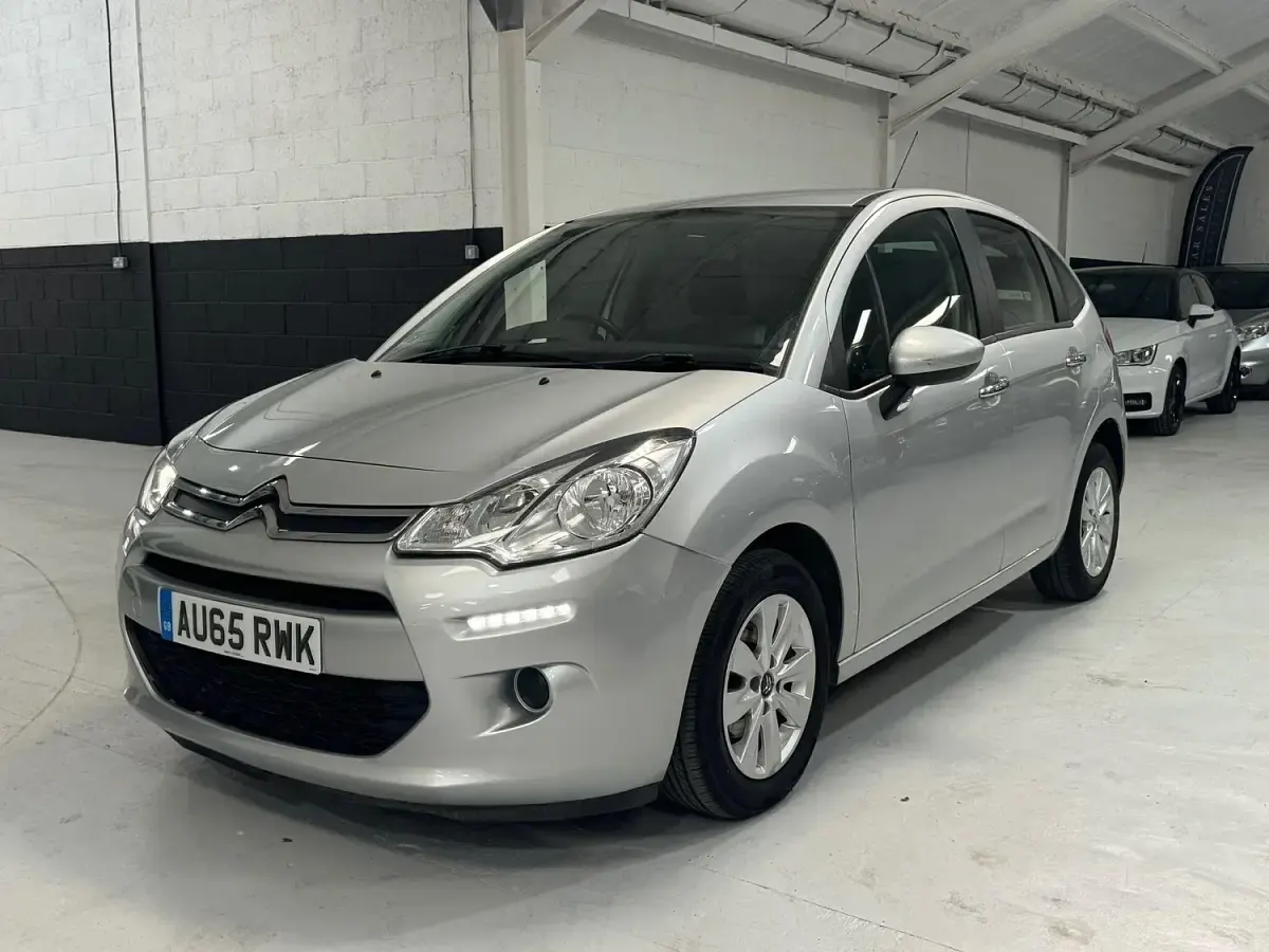 Used Citroën C3 PureTech 82 HP (60 kW) 2015 Silver Hatchback
