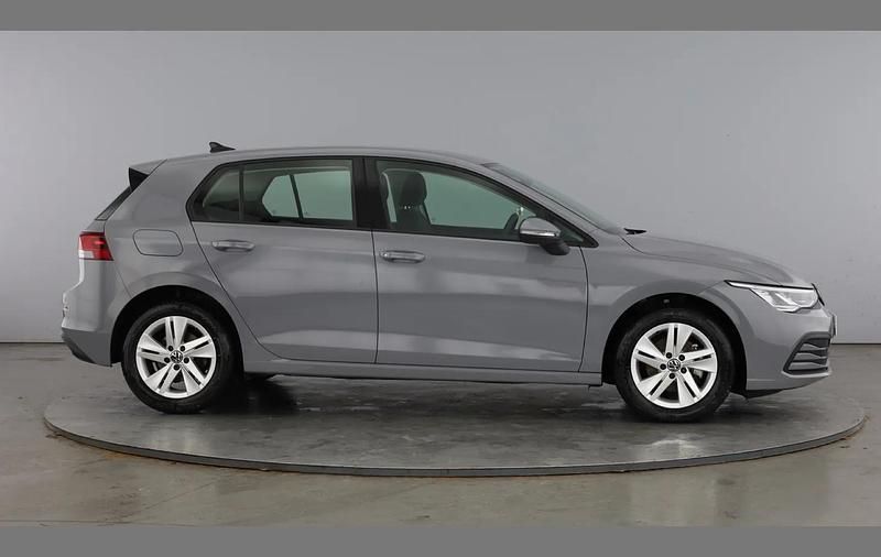 Used VW Golf VIII Life 150 HP (110 kW) 2023 Grey Hatchback