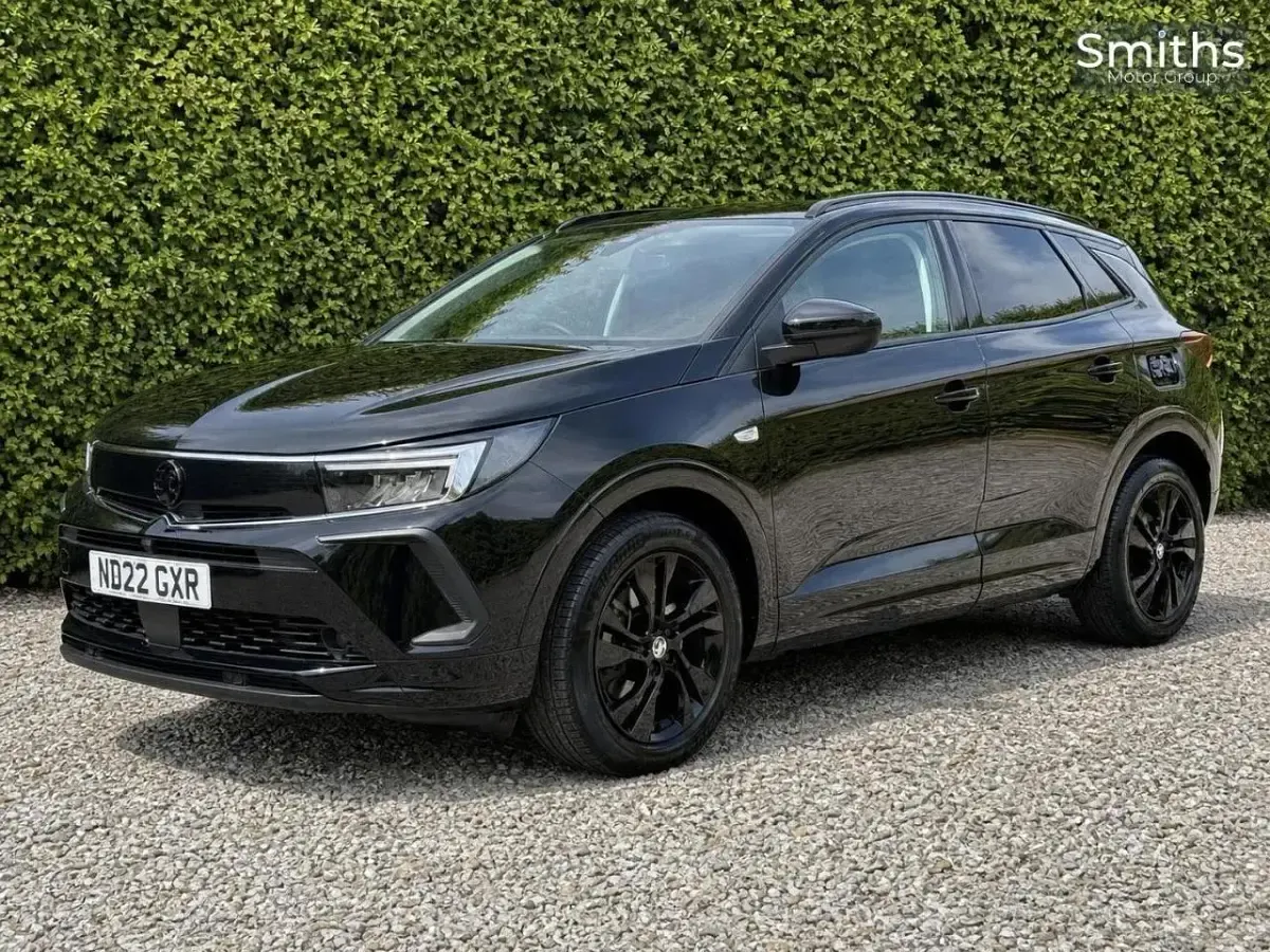 Used Vauxhall Grandland X GS Line 222 HP (163 kW) 2022 Black SUV