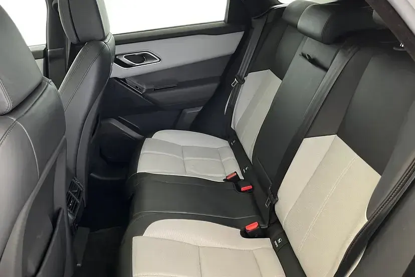Used Land Rover Range Rover Velar HSE Dynamic 250 HP (183 kW) 2023 White SUV