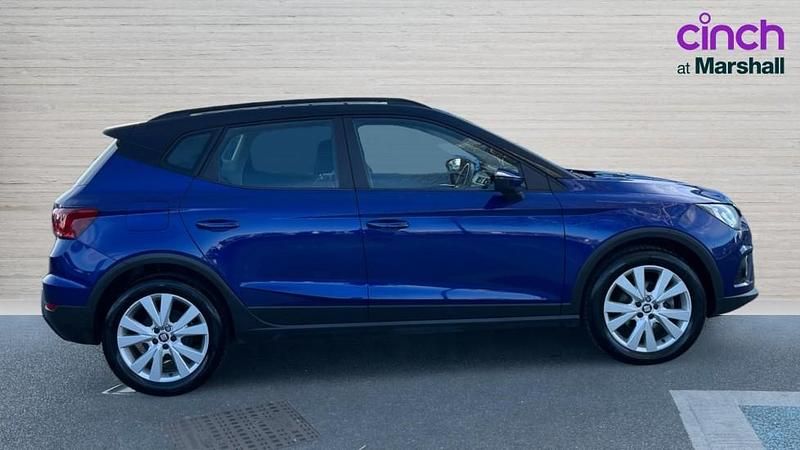 Used Seat Arona SE Technology 115 HP (84 kW) 2019 Mystery blue midnight black SUV
