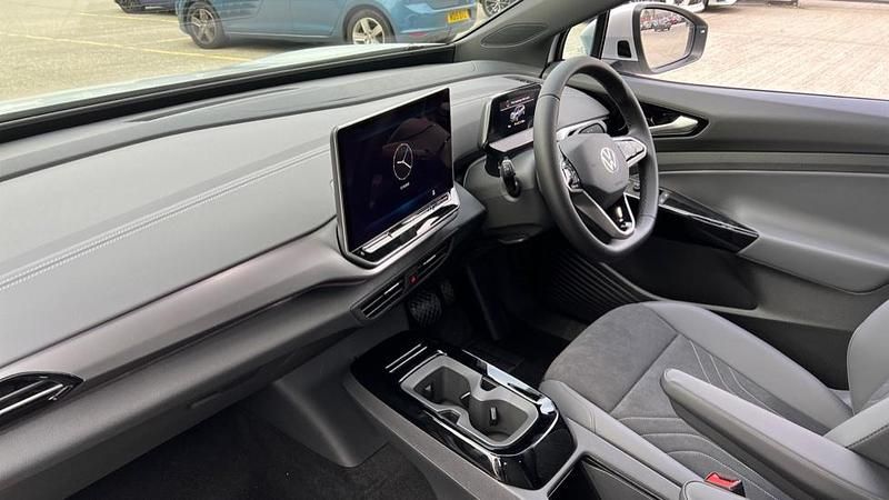 New VW ID.4 Pure 125 kW (170 HP) 2025 Glacier white metallic SUV