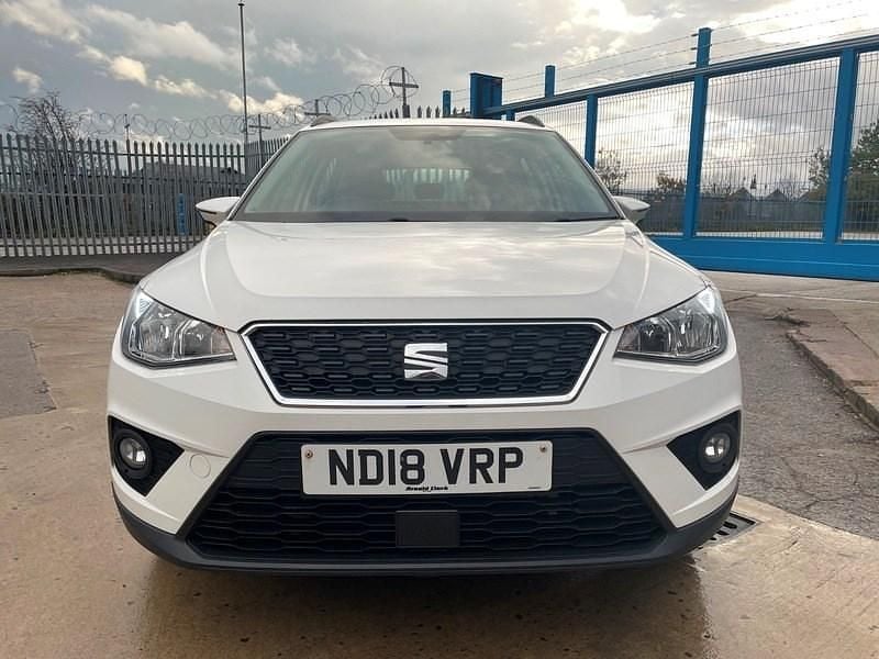 Used Seat Arona SE 95 HP (69 kW) 2018 White SUV