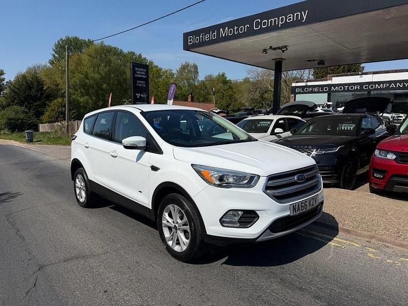 Używany Ford Kuga Titanium 180 KM (132 kW) 2017 Biały SUV