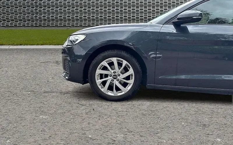 Used Audi A1 Sportback Sport 95 HP (69 kW) 2024 Grey Hatchback