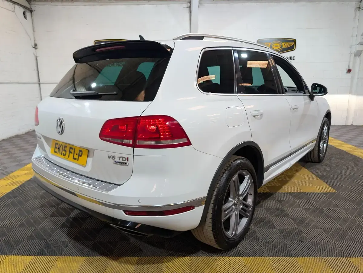 Used VW Touareg R-line 262 HP (192 kW) 2015 White SUV