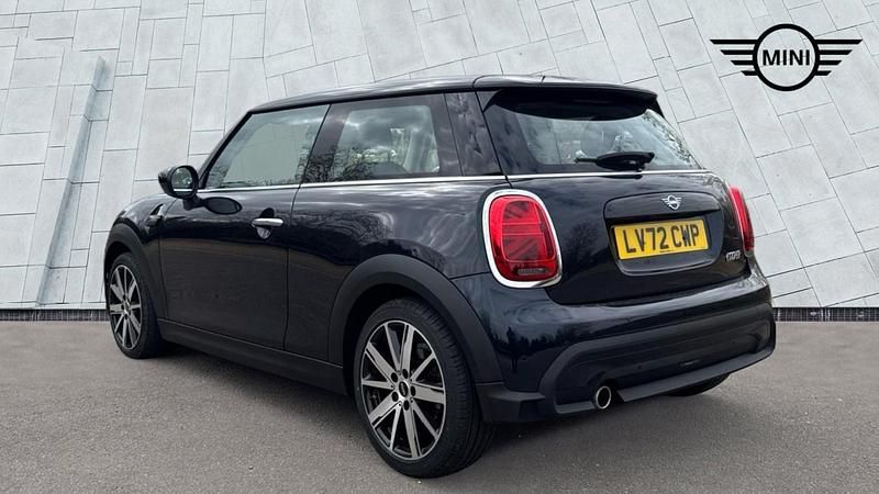 Used Mini Cooper Classic 2023 Blue/black Hatchback