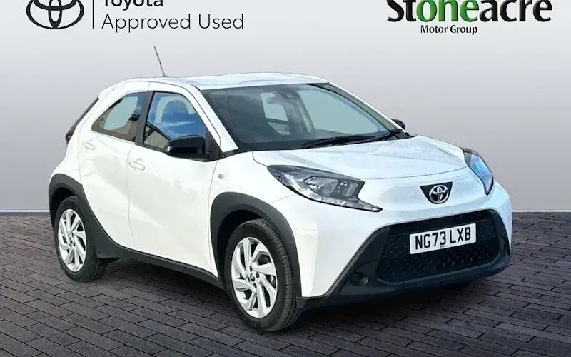 Used Toyota Aygo X PURE 72 HP (52 kW) 2025 SUV