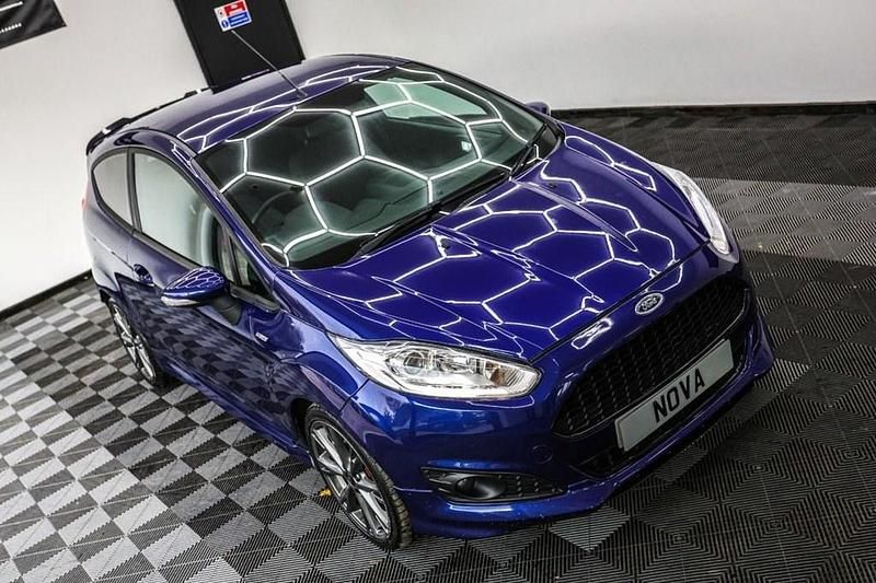 Used Ford Fiesta ST-Line 100 HP (73 kW) 2017 Blue Hatchback