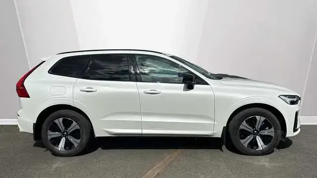 Used Volvo XC60 Plus 345 HP (253 kW) 2025 SUV