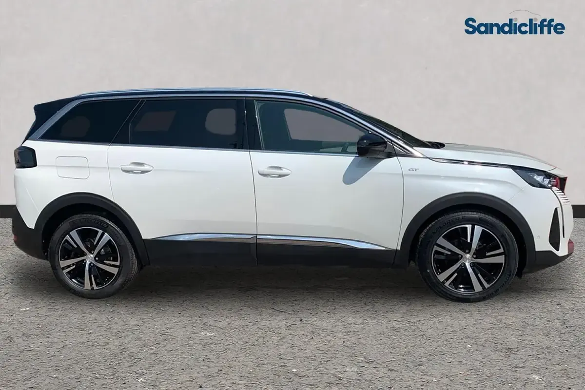 Used Peugeot 5008 GTi 131 HP (96 kW) 2024 White SUV