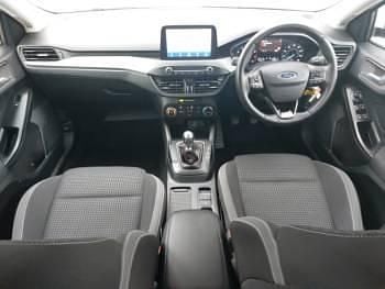 Used Ford Focus Trend 125 HP (91 kW) 2023 White Hatchback