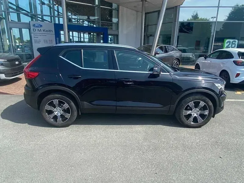 Used Volvo XC40 Inscription 2022 Black SUV