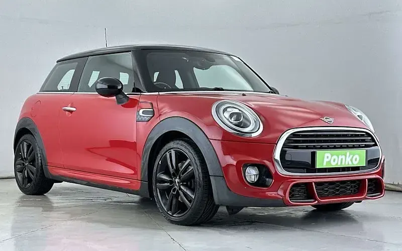 Used Mini Cooper Hatch 136 HP (100 kW) 2021 Hatchback