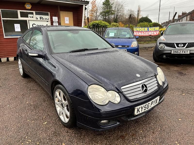 Blue Used 2006 Mercedes C180 SE Coupe | £2,393 (Fair price) - Image 1/4