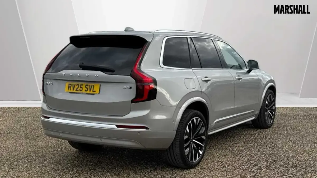 Used Volvo XC90 Ultra 455 HP (334 kW) 2025 Silver SUV