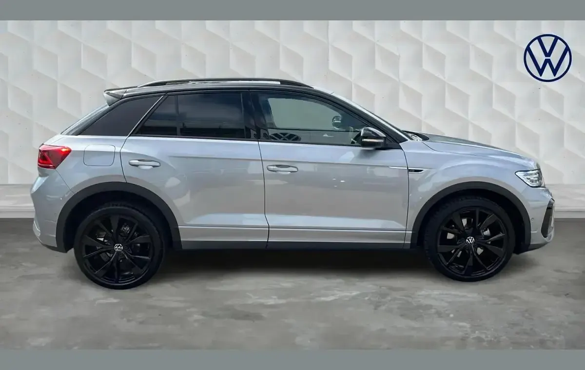 Used VW T-Roc Black Edition 150 HP (110 kW) 2025 Silver SUV