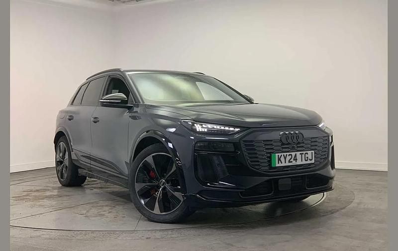 Grey Used 2024 Audi SQ6 e-tron Advanced SUV | £61,900 - Image 1/4