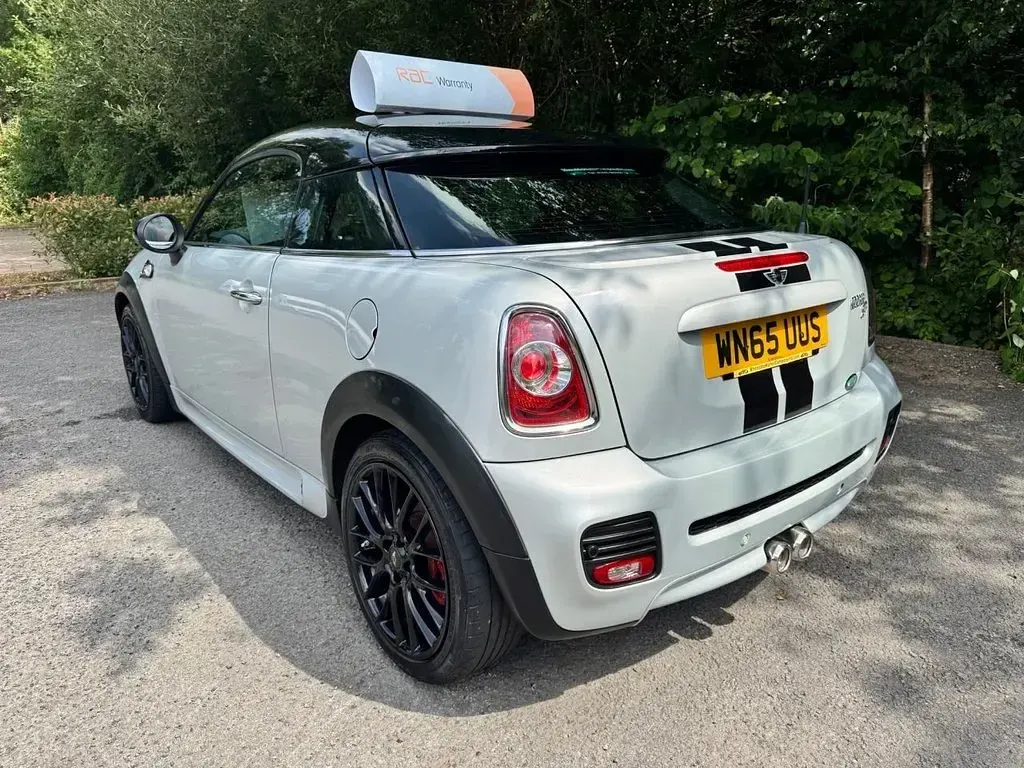 Used Mini Cooper SD Coupé 143 HP (105 kW) 2015 Silver Coupe