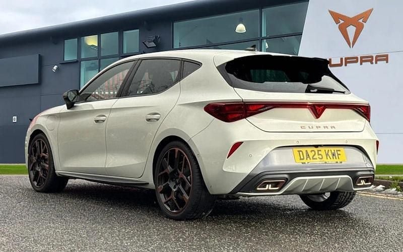 Used Cupra Leon VZ3 272 HP (200 kW) 2025 Grey Hatchback