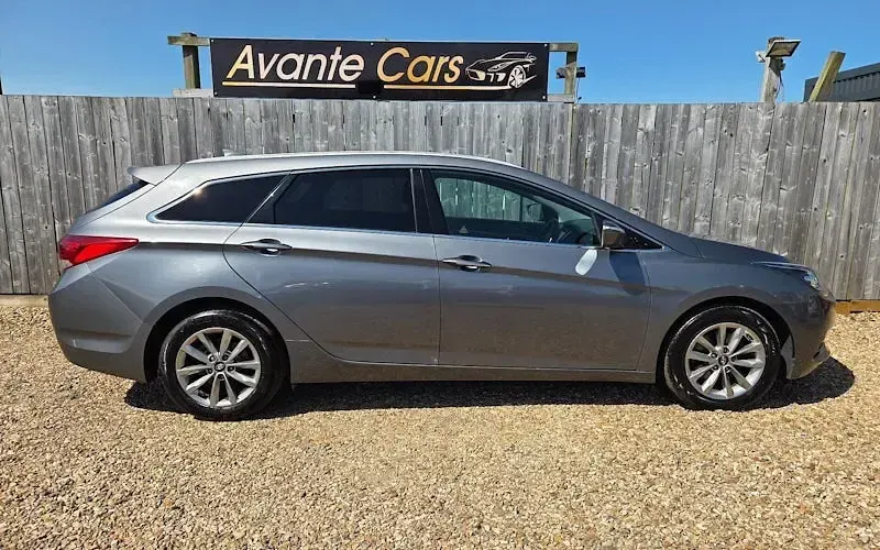 Used Hyundai i40 SE 116 HP (85 kW) 2016 Silver Estate