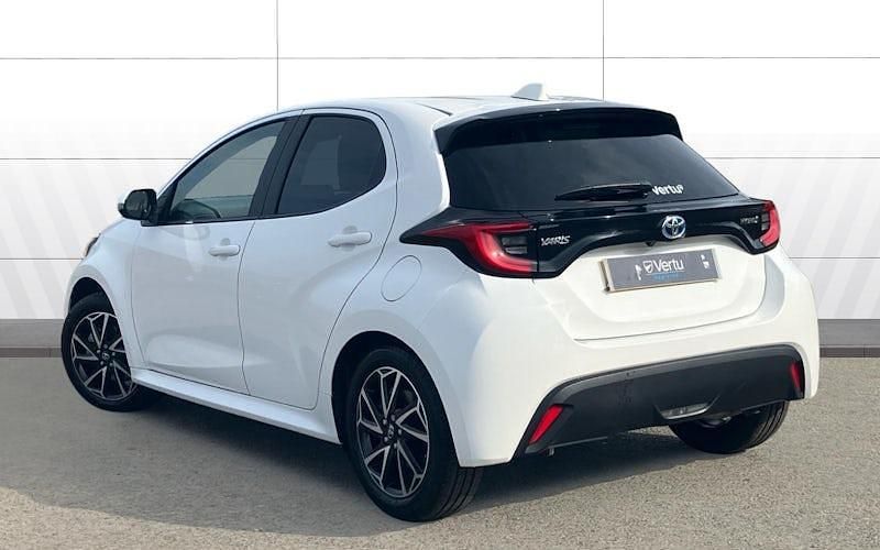 Used Toyota Yaris Hybrid Design 116 HP (85 kW) 2026 Hatchback