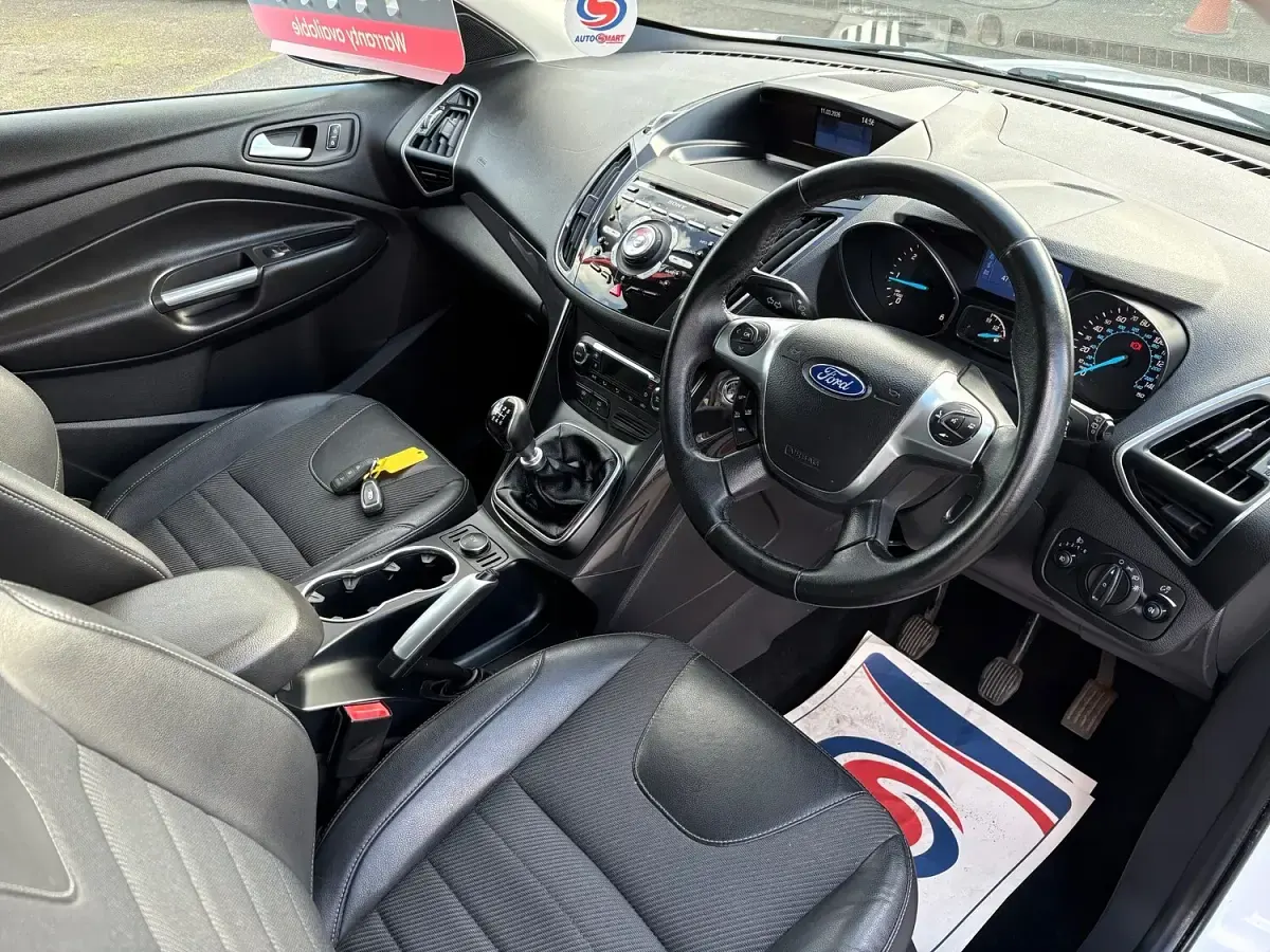 Used Ford Kuga Titanium 2013 White SUV