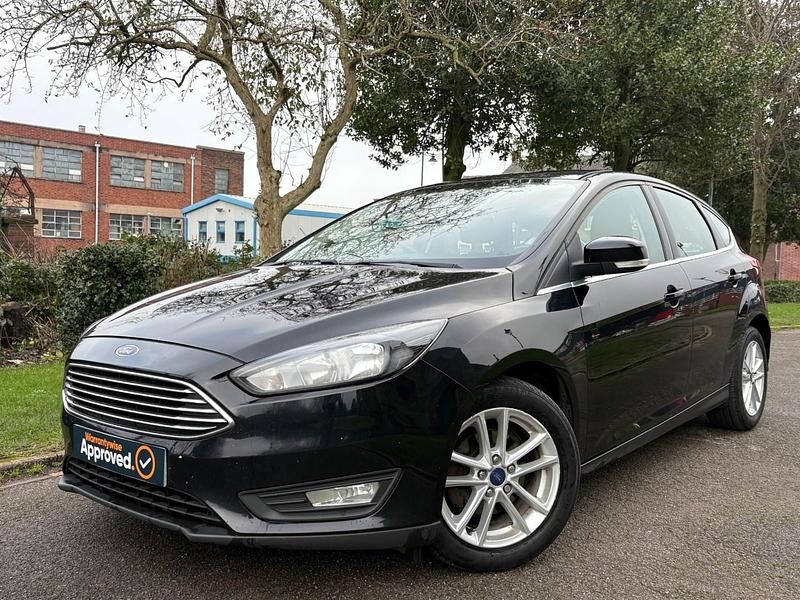 Used Ford Focus Zetec 2016 Black Hatchback