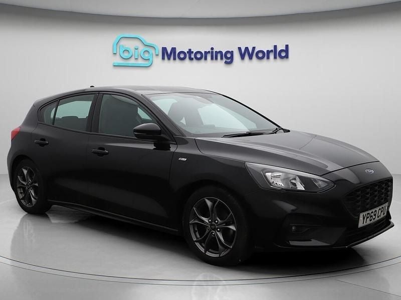 Black Used 2019 Ford Focus ST-Line Hatchback | £10,800 (Fair price) - Image 1/4