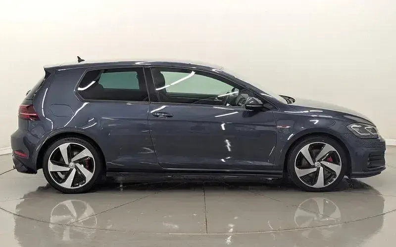 Used VW Golf VII GTI 230 HP (169 kW) 2018 Blue Hatchback
