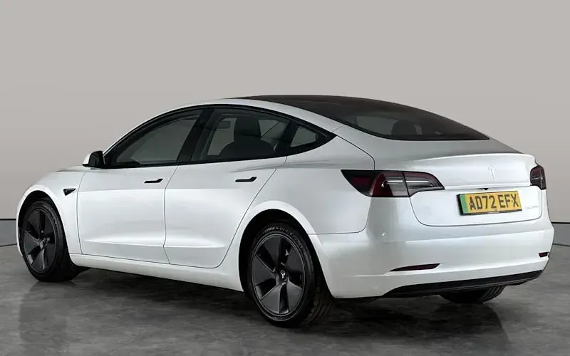 Used Tesla Model 3 Long Range AWD 366 kW (498 HP) 2023 White Sedan