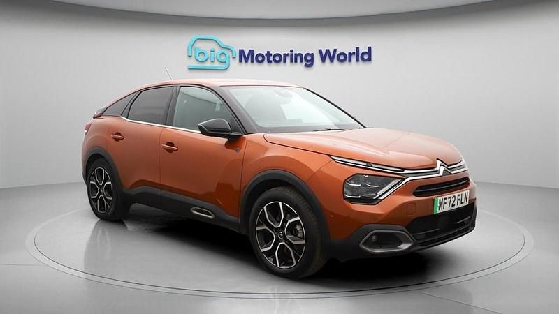 Used Citroën e-C4 Shine 100 kW (136 HP) 2023 Hatchback