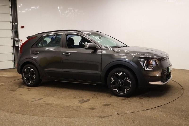 Used Kia Niro 150 kW (204 HP) 2025 Grey SUV