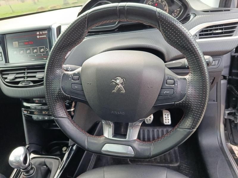 Used Peugeot 2008 GT-line 129 HP (94 kW) 2018 Grey SUV