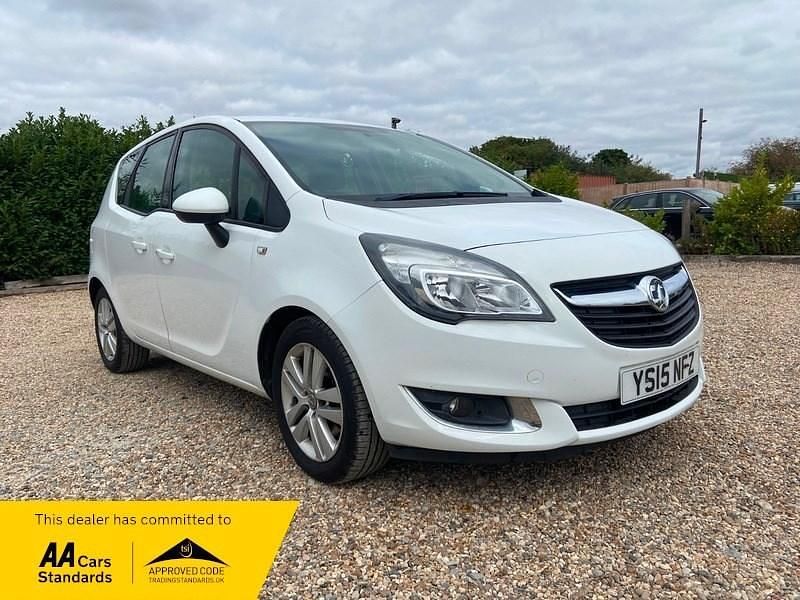 White Used 2015 Vauxhall Meriva MPV | £3,295 (Fair price) - Image 1/4