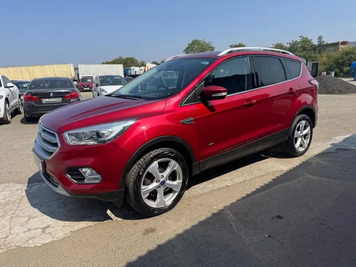 Used Ford Kuga Titanium X 180 HP (132 kW) 2018 Red SUV