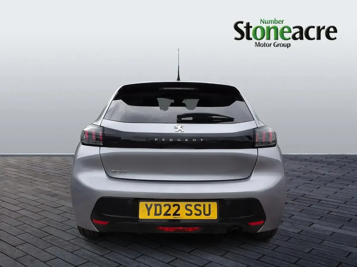 Used Peugeot 208 Allure Premium 101 HP (74 kW) 2022 Grey Hatchback