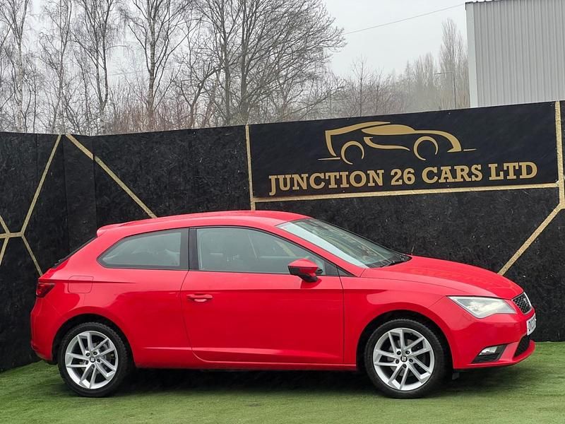 Used Seat Leon SE 2013 Red Hatchback