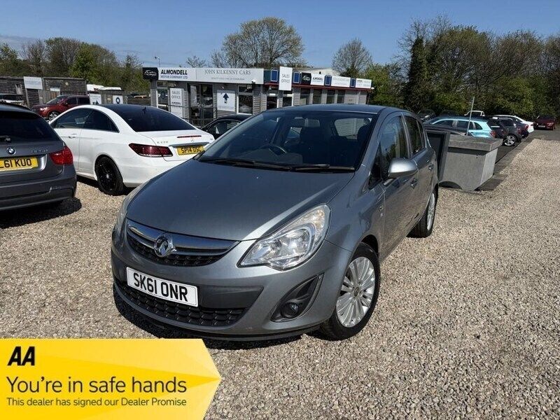 Silver Used 2011 Vauxhall Corsa Excite Hatchback | £3,495 (Good price) - Image 1/4