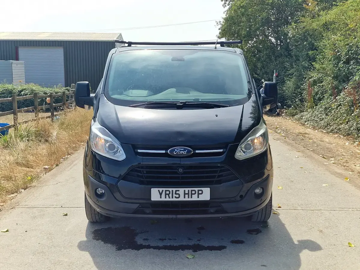 Used Ford Transit Custom Limited 125 HP (91 kW) 2015 Black Van