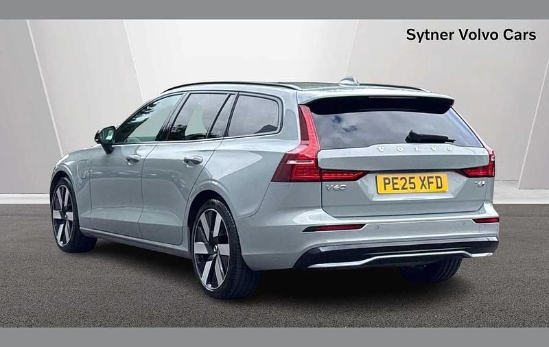 Used Volvo V60 Plus 345 HP (253 kW) 2025 Grey Estate