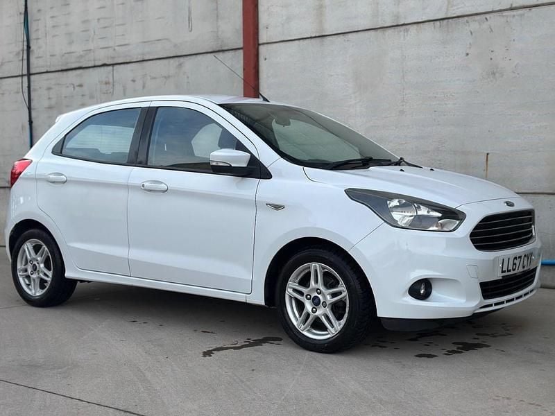 Used Ford Ka Plus Zetec 2017 White Hatchback