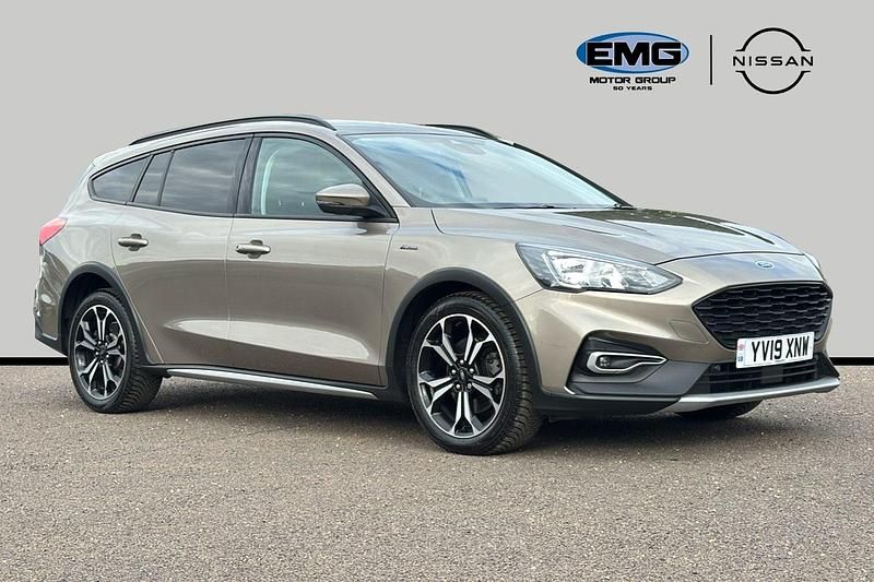 Silver Used 2019 Ford Focus Active Estate | £14,990 (Fair price) - Image 1/3