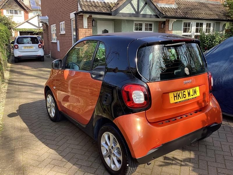 Used Smart ForTwo Coupé Passion 71 HP (52 kW) 2016 Orange Coupe