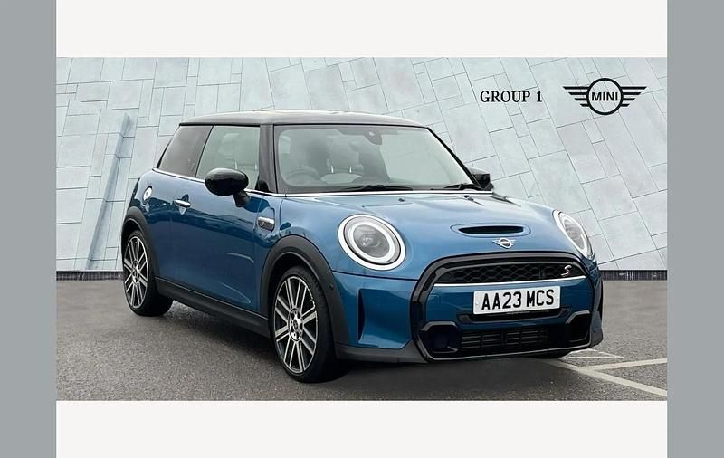 Used Mini Cooper S Exclusive 178 HP (130 kW) 2023 Blue Hatchback