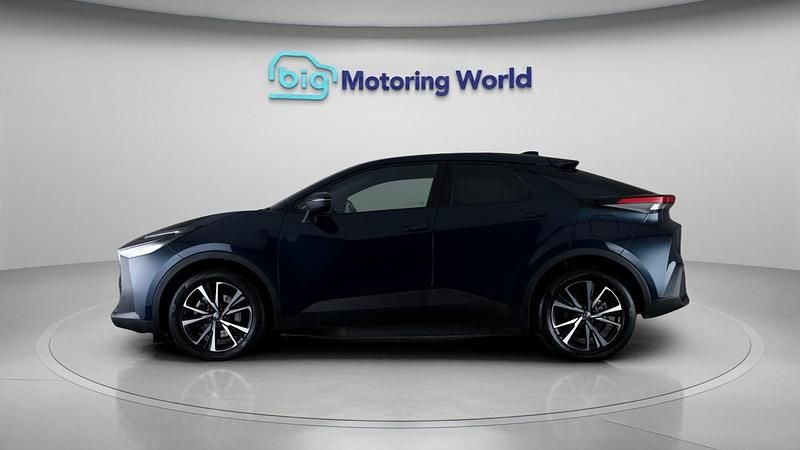 Used Toyota C-HR Design 220 HP (161 kW) 2024 Blue SUV