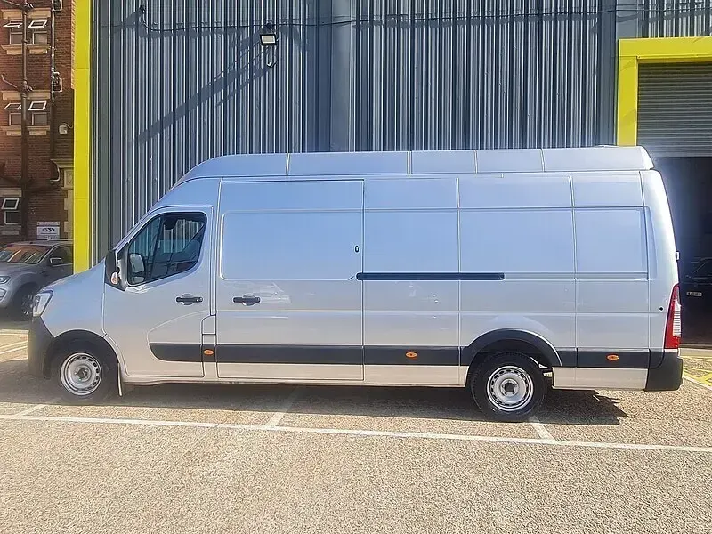Used Renault Master 2024 Grey MPV